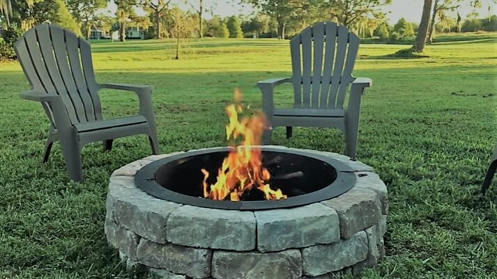 does a fire pit need a liner