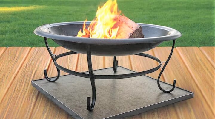 can a fire pit be used on a wood deck
