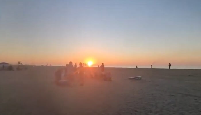 does sunset beach have fire pits