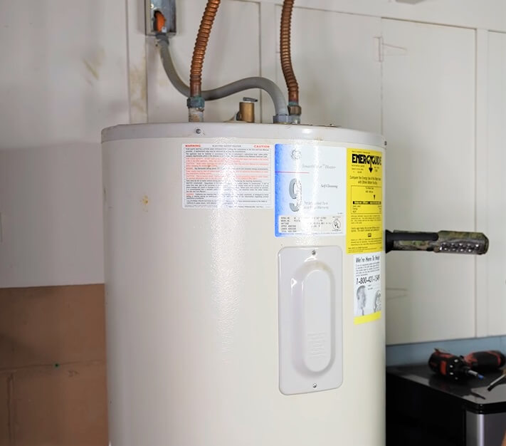 how-does-an-electric-water-heater-work