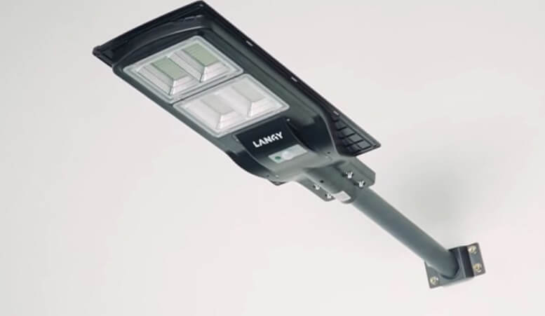 do solar lights charge when turned off