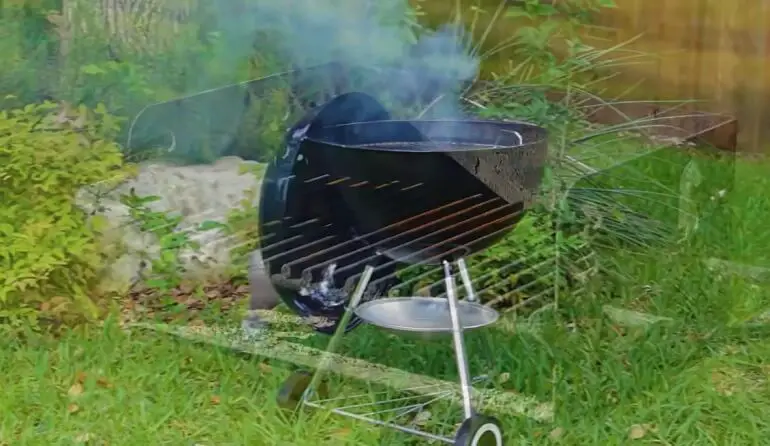 can-you-burn-wood-in-a-charcoal-grill